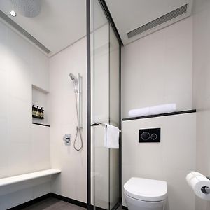 Habitat Deluxe Twin Room